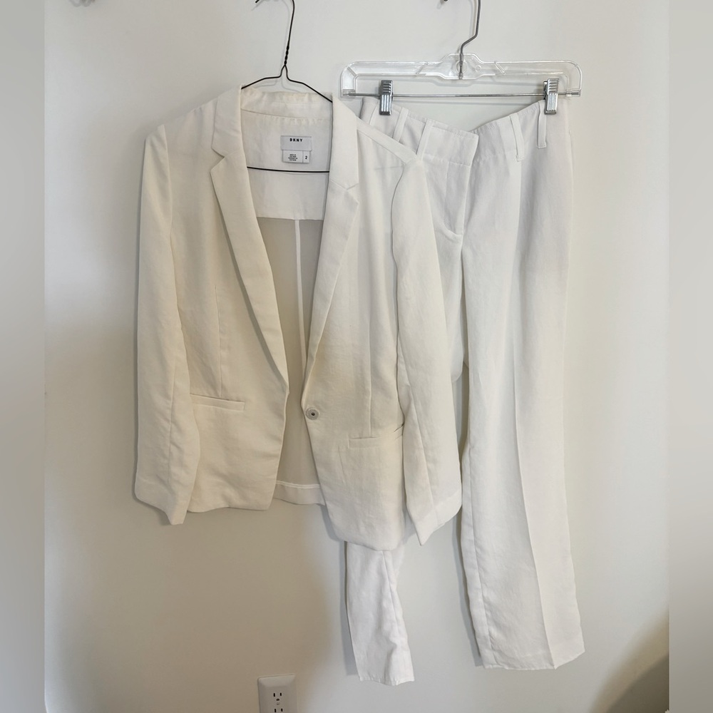 DKNY linen-silk like white suit with sheer back and taper leg size 2/0